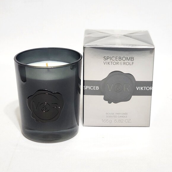 Spicebomb by Viktor & Rolf Men 5.82 oz / 165 g Scented Candle
